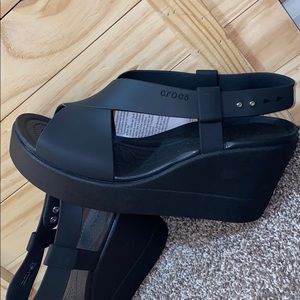 NEW open Black Croc Wedges. Women’s 9